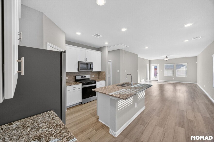 Building Photo - 3913 Marble Fls Dr