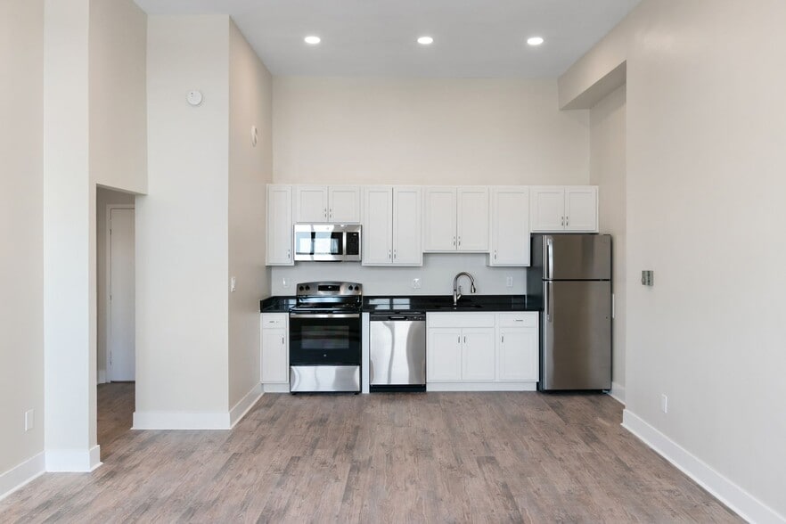 Interior Photo - Fyfe Apartments