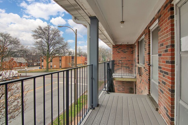 Building Photo - 4419A Donovan Ave.