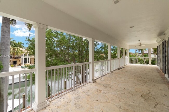 Building Photo - 700 Coral Way