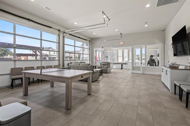 Building Photo - 9922 Michael Irvin St