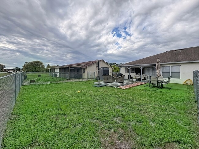 Building Photo - 522 Imperial Pl