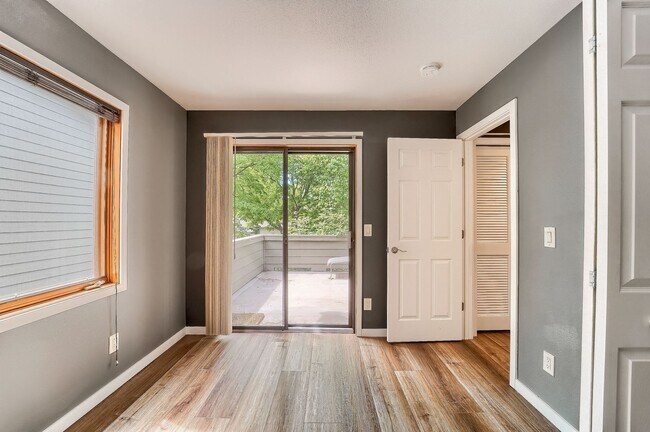 Building Photo - 2 Bedroom Condo in Boulder