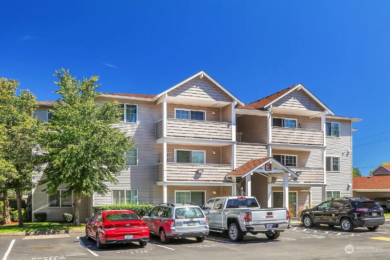 Building Photo - 1001 W Casino Rd