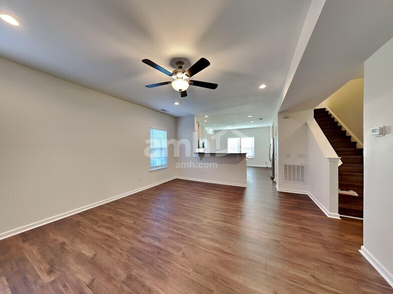 Building Photo - 1721 Muirwood Blvd