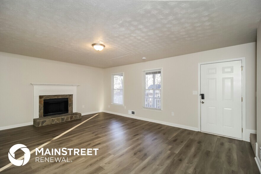 Building Photo - 413 Oak Landing Dr