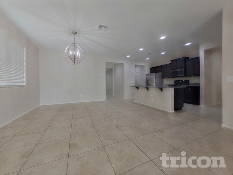 Building Photo - 4217 S 181st Ln