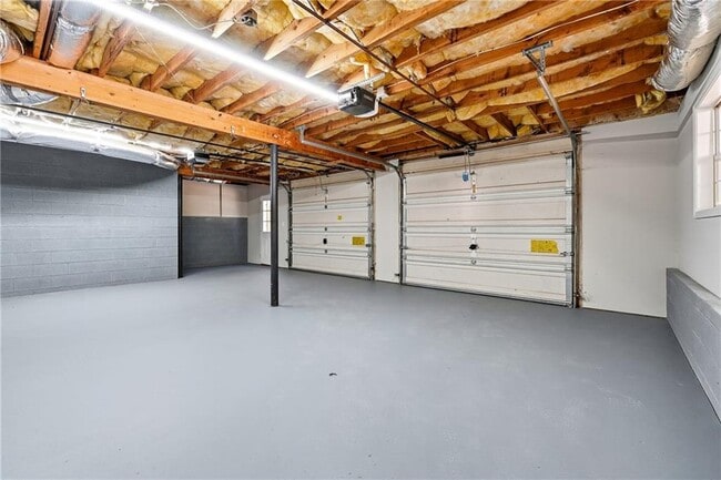 Building Photo - 209 Barrett Springs Way