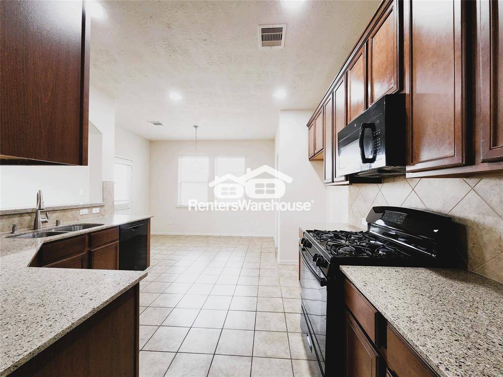 Building Photo - 15107 Sequoia Meadow Ct