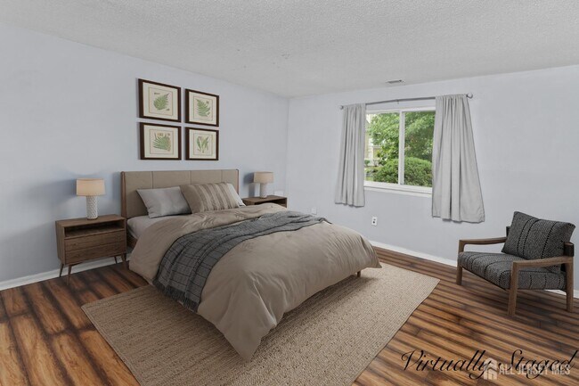 Building Photo - 3 Foxtail Ln