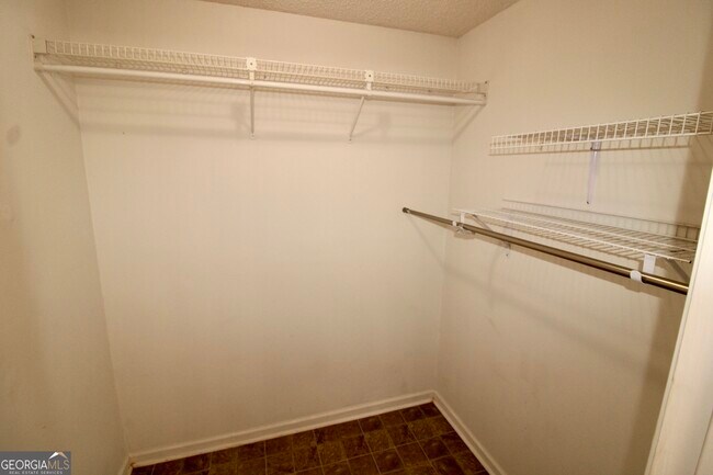 Building Photo - 108 Baytree Ct