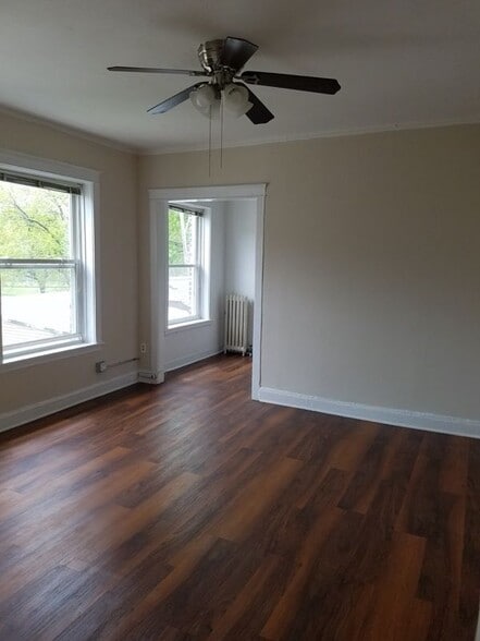 Building Photo - 4866 N Magnolia Ave