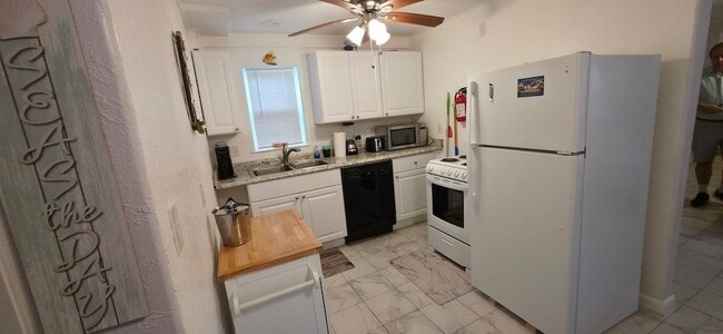 Building Photo - 1915 Avenue O