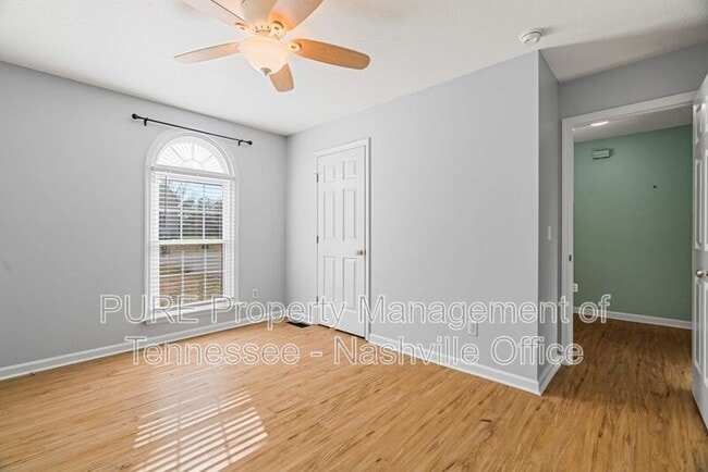 Building Photo - 1630 Lillian Cir