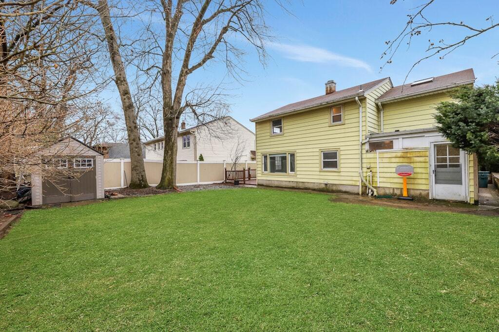 Building Photo - 95 Grove St