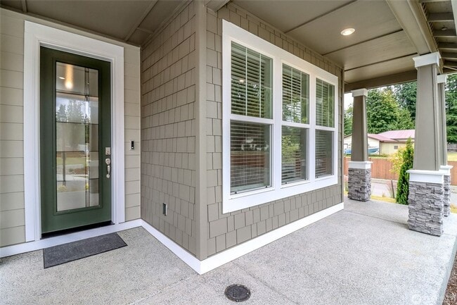 Building Photo - 16324 SE 133rd Pl