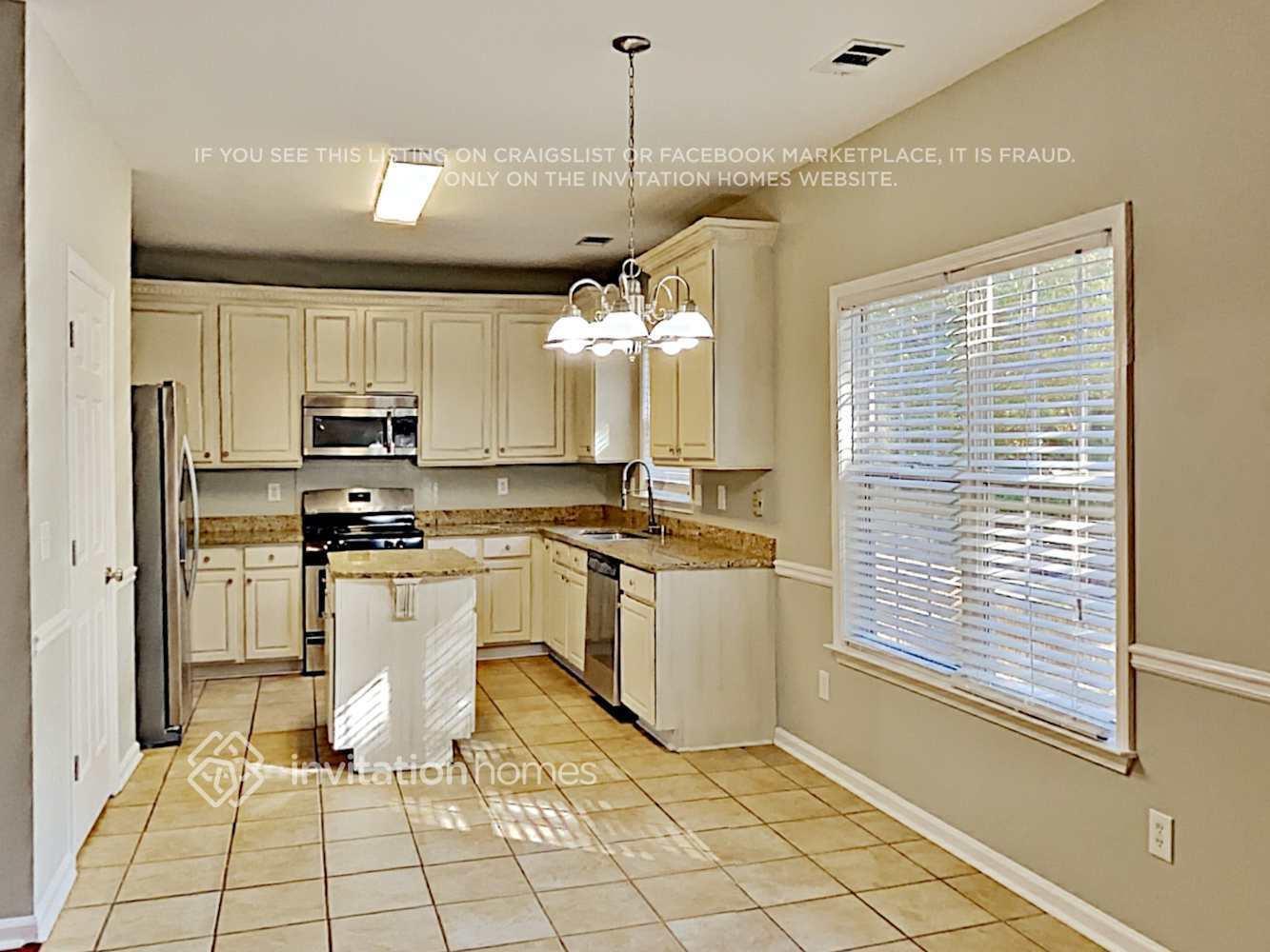 Building Photo - 2667 Summerbrooke Dr