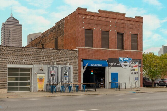 Building Photo - 225 N 4th St