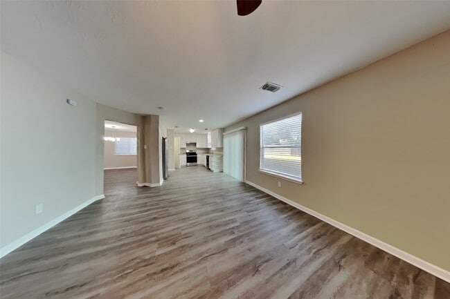 Building Photo - 5346 Yale Dr