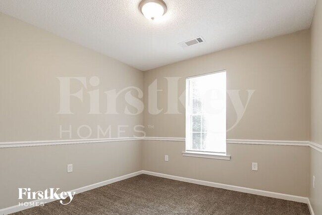 Building Photo - 234 Oxford Dr