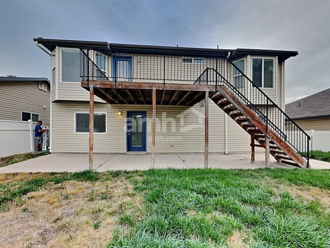 Building Photo - 917 Longleaf Dr
