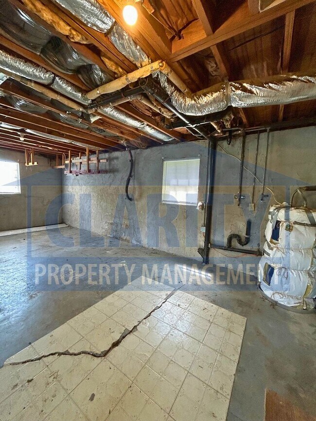 Building Photo - House with basement garage!