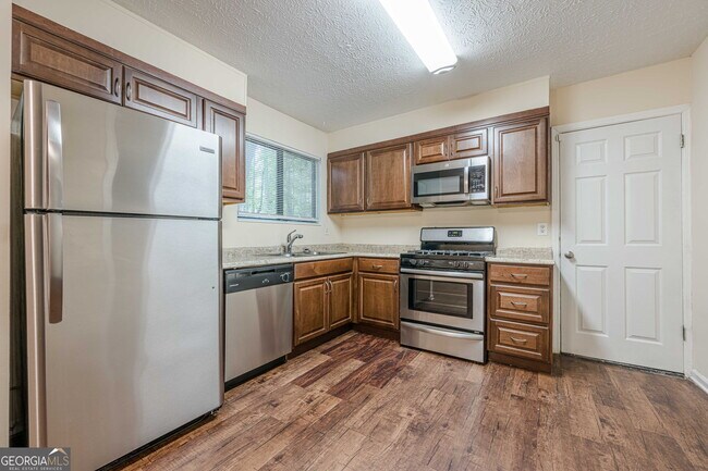 Building Photo - 3256 Brisbane Way