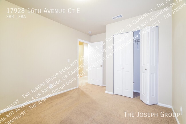 Building Photo - 17928 16th Ave Ct E