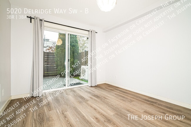 Building Photo - 5020 Delridge Wy SW