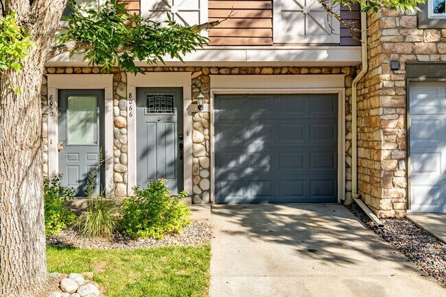 Building Photo - 8066 S Columbine Ct
