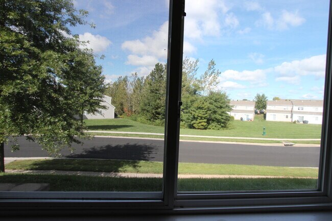 Building Photo - 1518 Timber Creek Dr