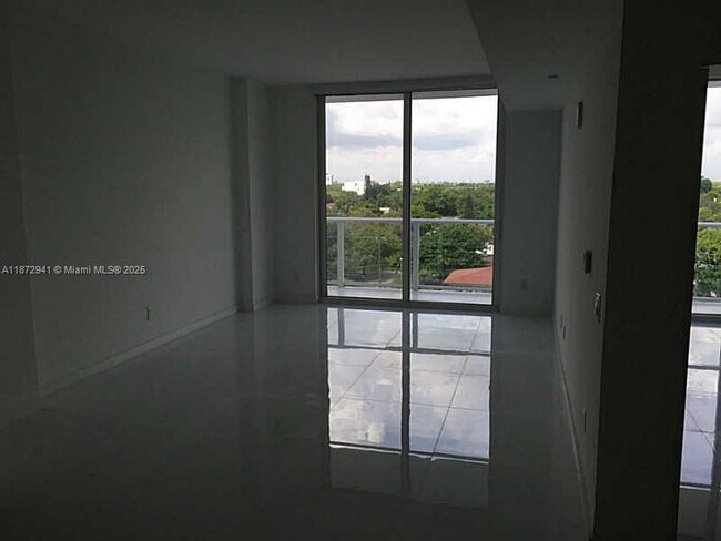 Building Photo - 4250 Biscayne Blvd
