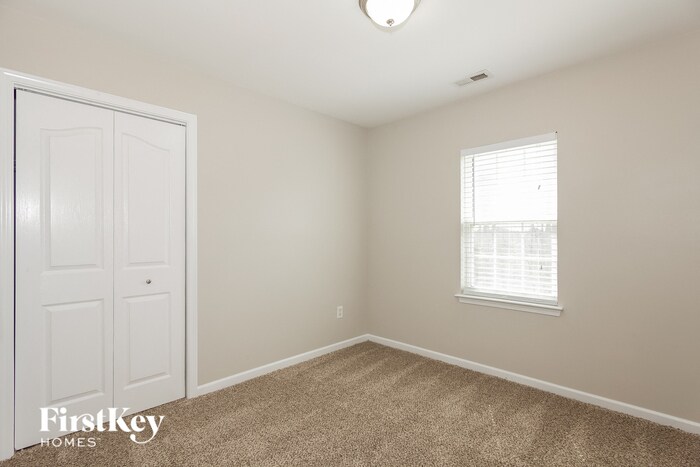 Building Photo - 2807 Cougar Hill Ct
