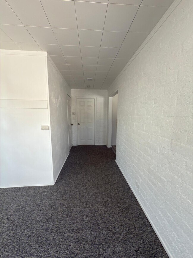 Building Photo - Maiden Lane