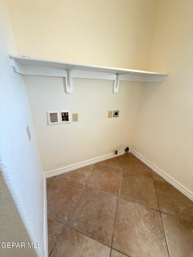 Building Photo - 5466 Buffalo Creek Dr