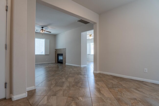 Building Photo - 2279 Autumn Fire Ct