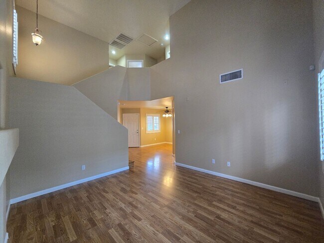 Building Photo - 816 Bow Creek Ln
