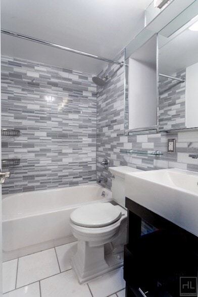 Building Photo - East 18th Street