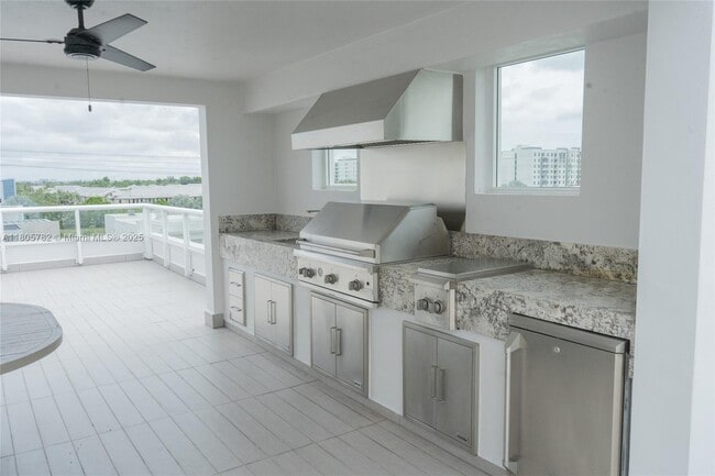 Building Photo - 10360 NW 64th St