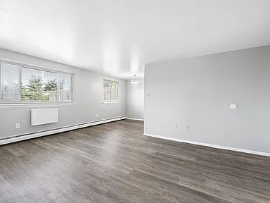 Building Photo - 1412 72nd Ave