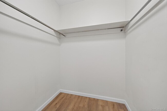 Building Photo - 376 NY-52