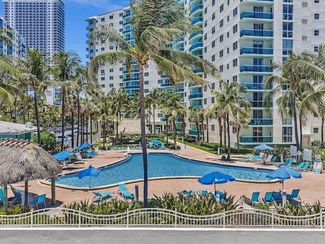 Building Photo - 3901 S Ocean Dr