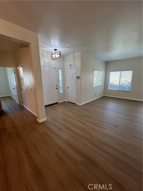 Building Photo - 14751 Indian Wells Dr