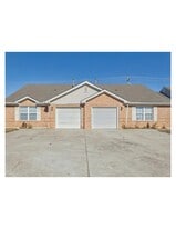Building Photo - 602 Welston Cir