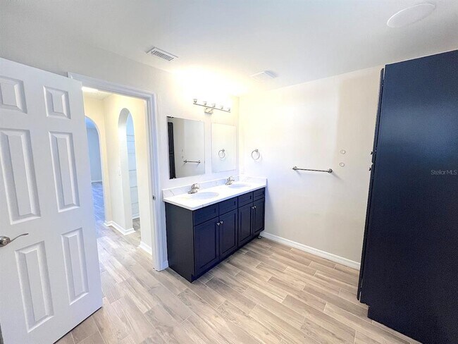 Building Photo - 48 Pennsylvania Ln