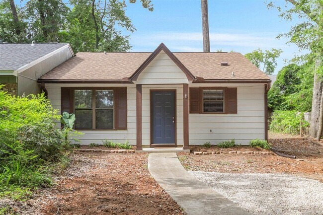 Primary Photo - 2556 Panther Creek Rd