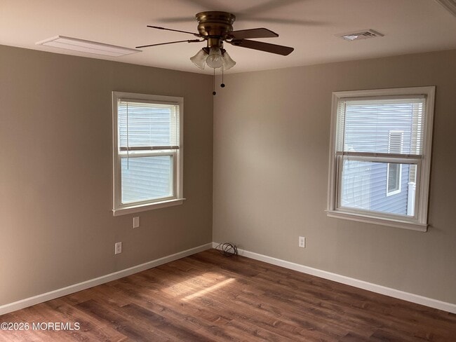 Building Photo - 116 Hancock Ave