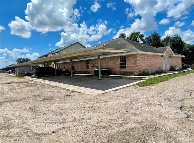 Building Photo - 2302 Kimberly Ln