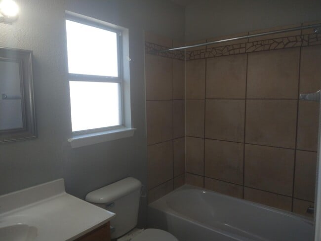 Building Photo - 3920 Tierra Marfil Rd