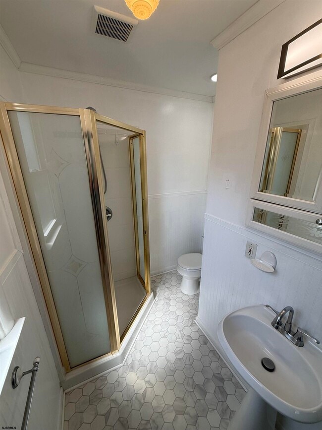 Building Photo - 230 Bethel Rd